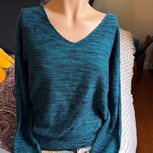 Arizona Jean Company Teal V-Neck Sweater